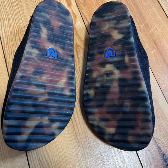 Rothy’s The Casual Clog in Soft Black - Picture 4 of 6